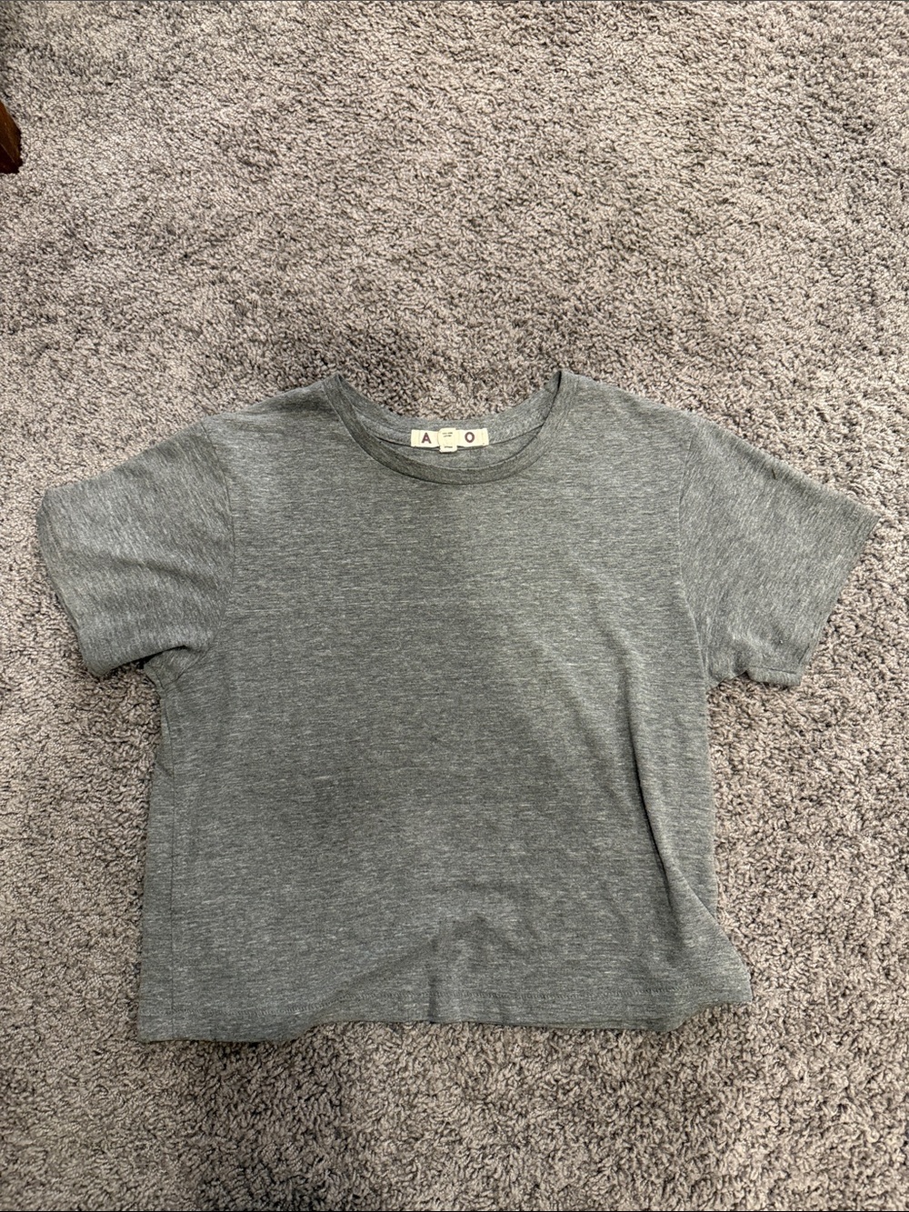 AMO Heather Gray Short Sleeve Tee size small